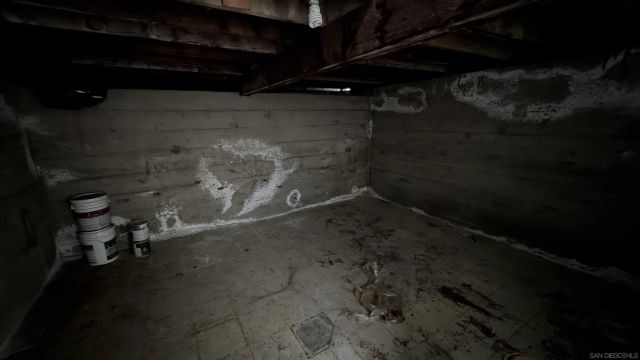 2691 Reynard, San Diego, CA 92103