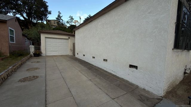 2691 Reynard, San Diego, CA 92103