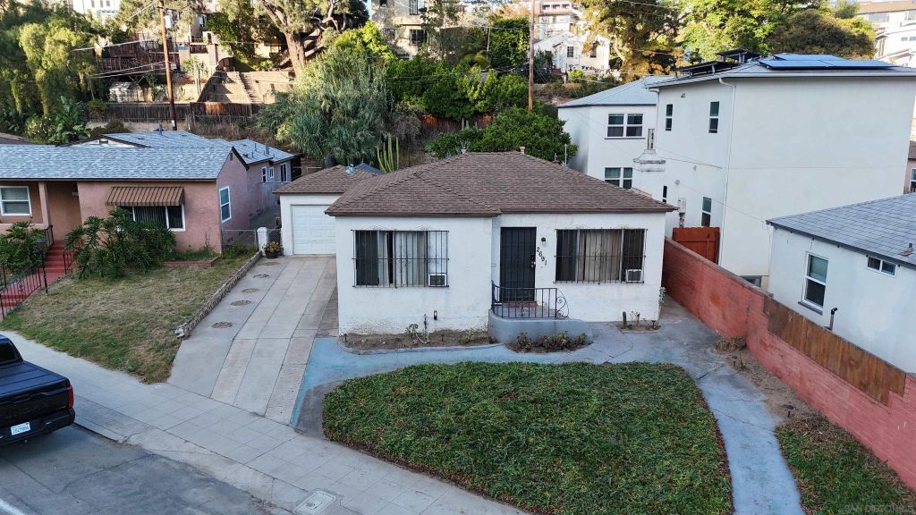 2691 Reynard, San Diego, CA 92103