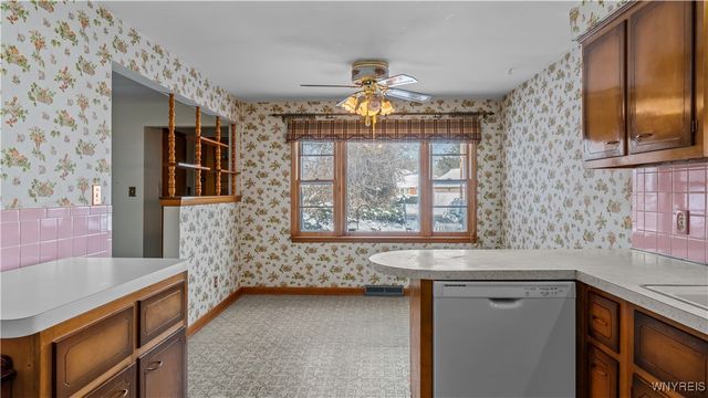 1205 Mineral Springs Road, West Seneca, NY 14224