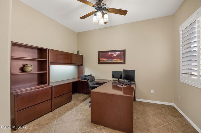 8512 N Crosswater Loop, Tucson, AZ 85743