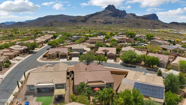 8512 N Crosswater Loop, Tucson, AZ 85743