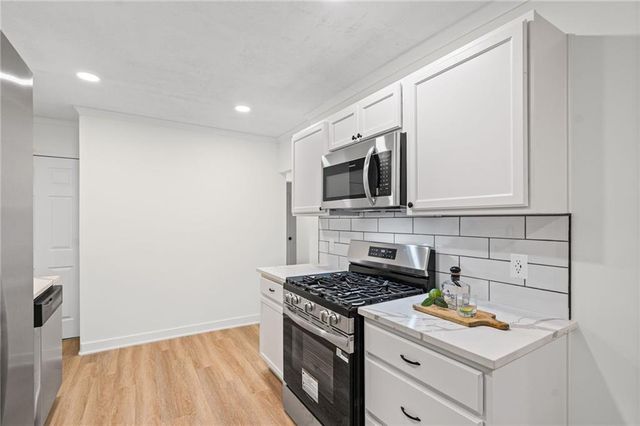 7615 Terrace Street, Kansas City, MO 64114