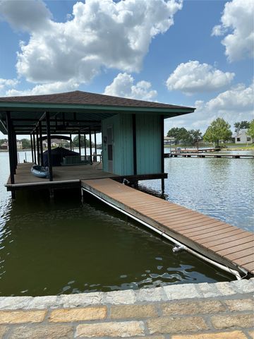 1408 Island Village Court, Granbury, TX 76048