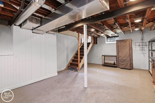 897 Rivard Boulevard, Grosse Pointe, MI 48230