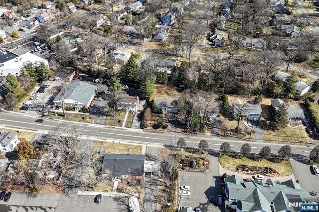 254 Godwin Avenue, Wyckoff, NJ 07481