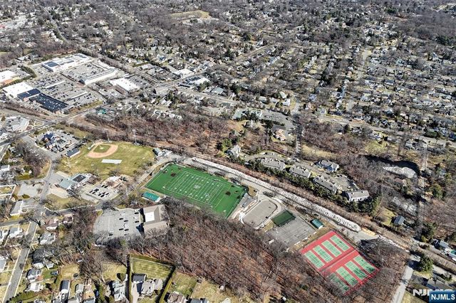 254 Godwin Avenue, Wyckoff, NJ 07481