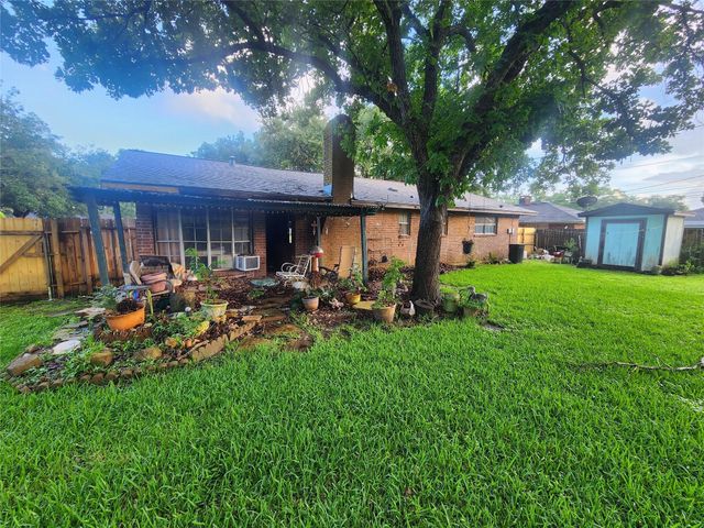 3009 Del Monte Avenue, Bay City, TX 77414