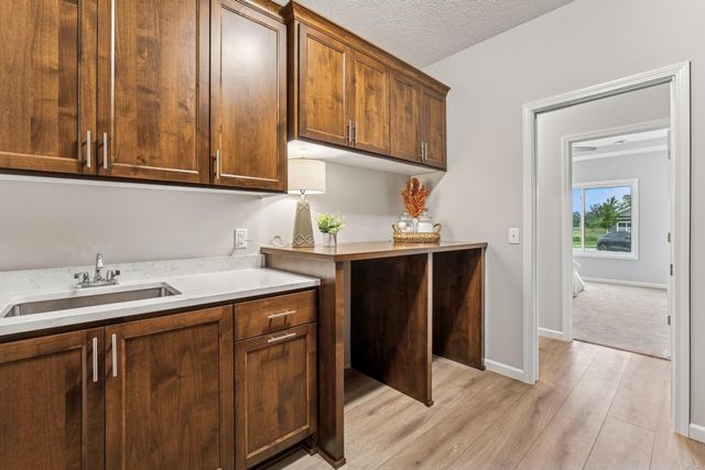 4907 Evergreen Drive N, Hugo, MN 55038