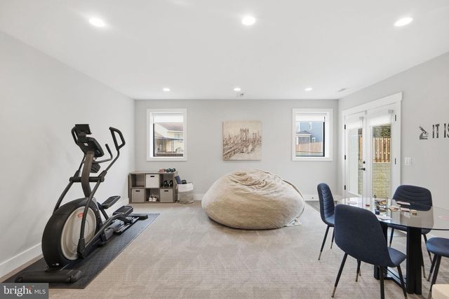 315 CHARLES ST SE, Vienna, VA 22180