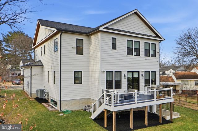 315 CHARLES ST SE, Vienna, VA 22180