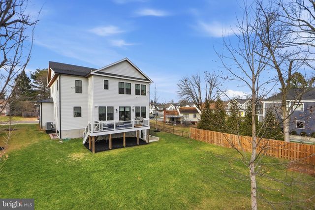 315 CHARLES ST SE, Vienna, VA 22180