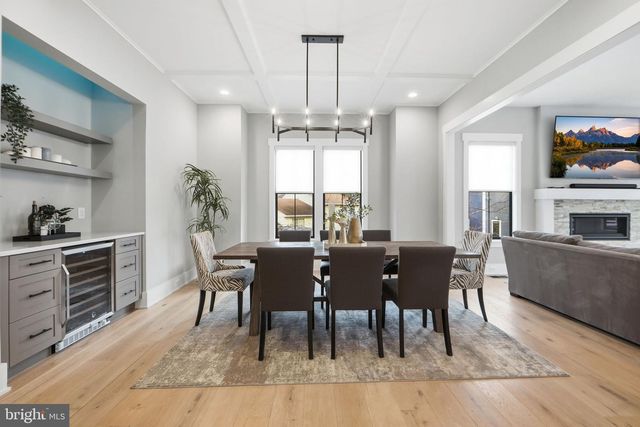 315 CHARLES ST SE, Vienna, VA 22180