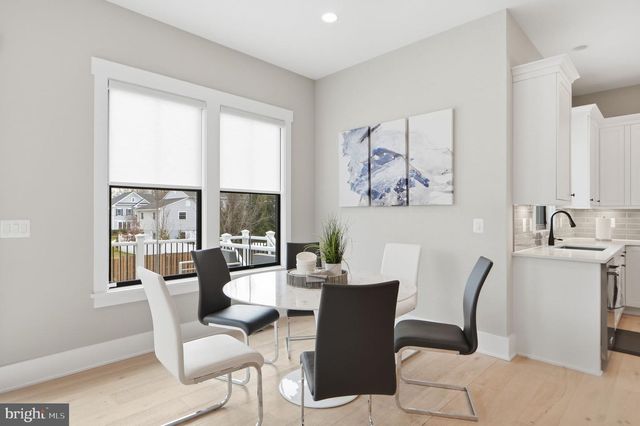 315 CHARLES ST SE, Vienna, VA 22180