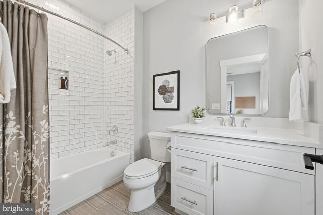 315 CHARLES ST SE, Vienna, VA 22180