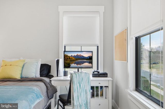 315 CHARLES ST SE, Vienna, VA 22180