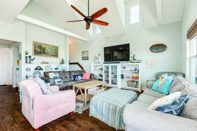 510 Point Lookout, Surfside Beach, TX 77541