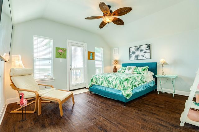 510 Point Lookout, Surfside Beach, TX 77541