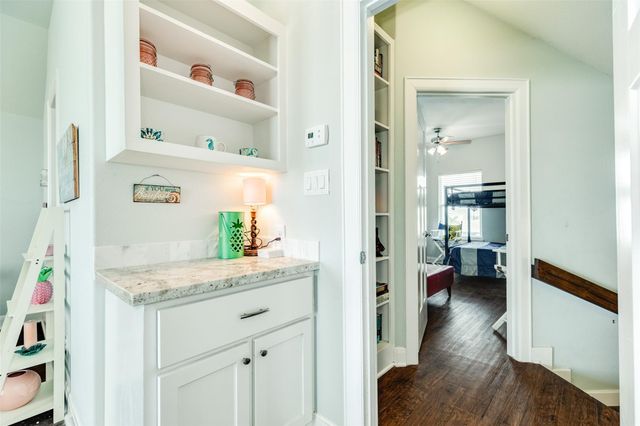 510 Point Lookout, Surfside Beach, TX 77541