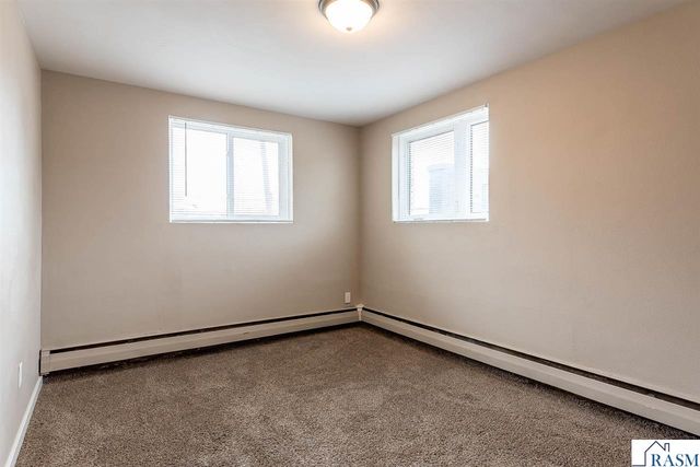 428 Commodore Drive, Mankato, MN 56001