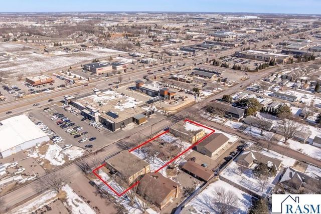 428 Commodore Drive, Mankato, MN 56001