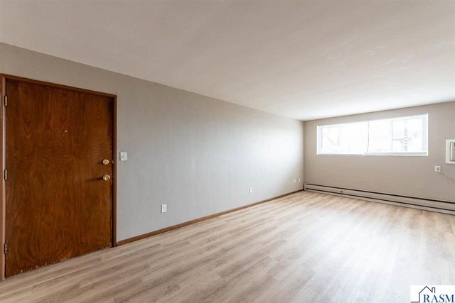 428 Commodore Drive, Mankato, MN 56001