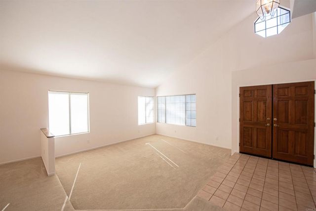 2432 Live Oak Road, Escondido, CA 92029