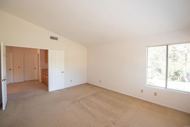 2432 Live Oak Road, Escondido, CA 92029