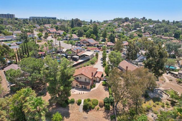 2432 Live Oak Road, Escondido, CA 92029