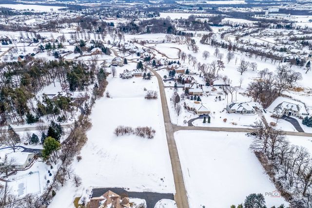 1322 Bull Valley Drive, Woodstock, IL 60098