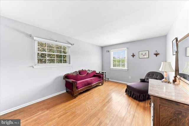 733 S PARK AVE, Audubon, PA 19403