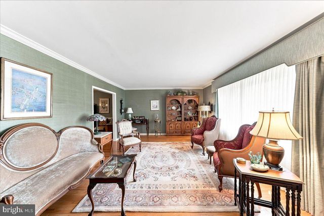 733 S PARK AVE, Audubon, PA 19403