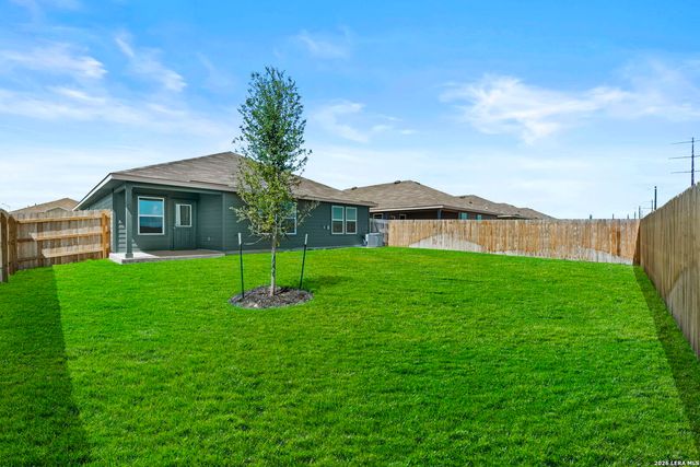 747 Prince Albert, Seguin, TX 78155