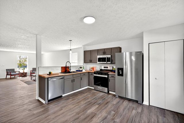 520 Wyndham Ridge Drive, Columbus, OH 43207