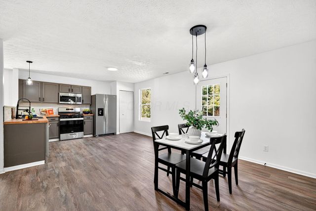 520 Wyndham Ridge Drive, Columbus, OH 43207