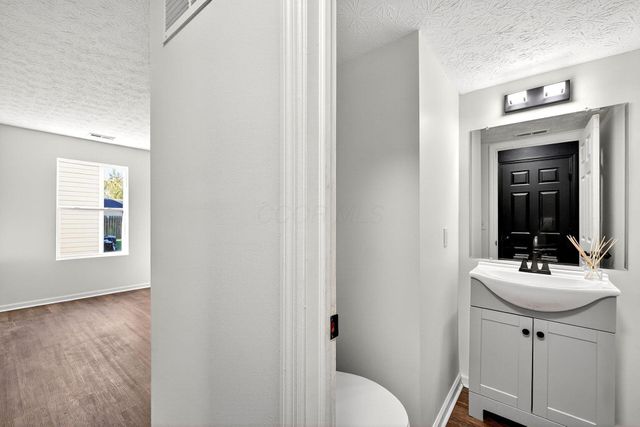 520 Wyndham Ridge Drive, Columbus, OH 43207