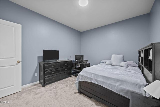 204 Smoky Emerald Way, Holly Springs, NC 27540