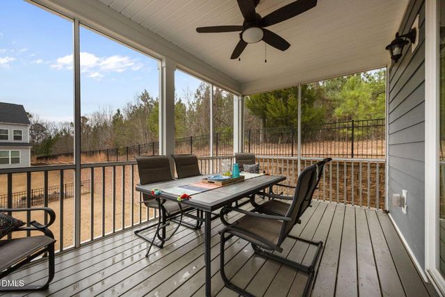 204 Smoky Emerald Way, Holly Springs, NC 27540