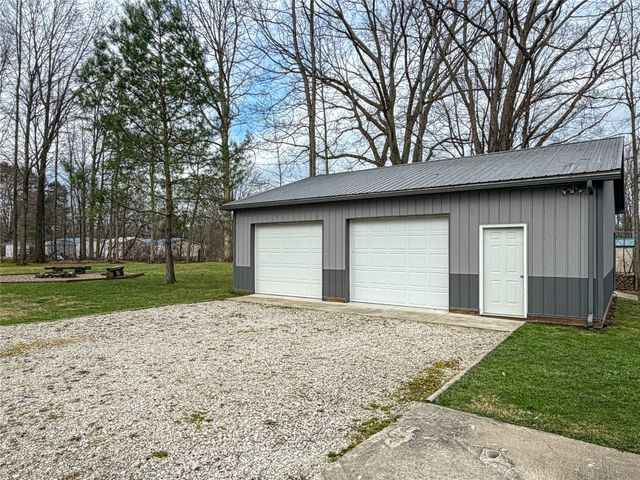 9221 WARREN Drive, Linesville, PA 16424