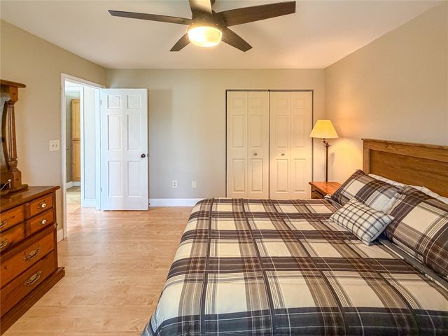 9221 WARREN Drive, Linesville, PA 16424