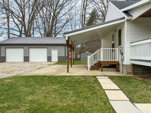 9221 WARREN Drive, Linesville, PA 16424