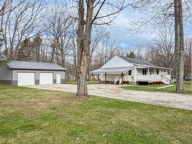 9221 WARREN Drive, Linesville, PA 16424