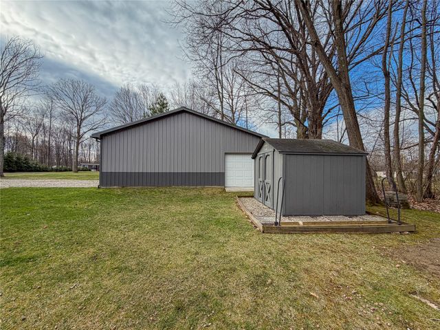 9221 WARREN Drive, Linesville, PA 16424