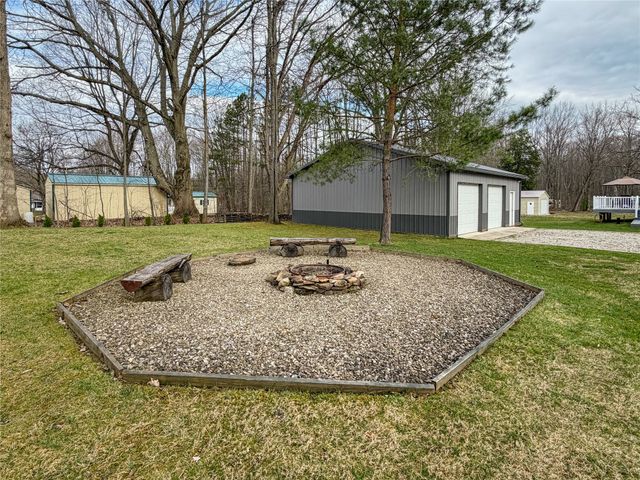 9221 WARREN Drive, Linesville, PA 16424