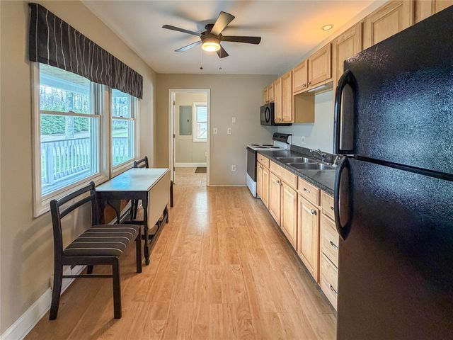 9221 WARREN Drive, Linesville, PA 16424