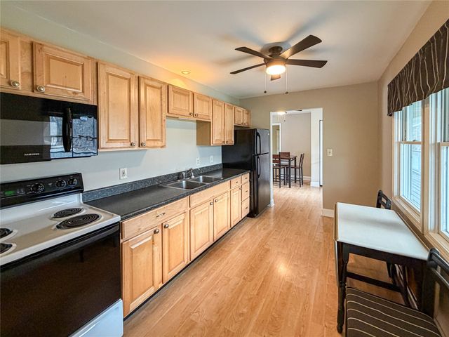 9221 WARREN Drive, Linesville, PA 16424