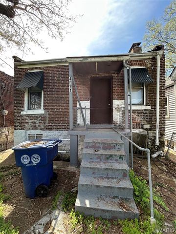 4021 Green Lea Place, St Louis, MO 63107