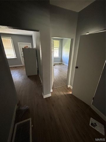 4021 Green Lea Place, St Louis, MO 63107