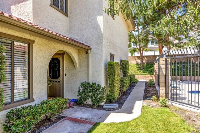 25231 Tanoak, Lake Forest, CA 92630