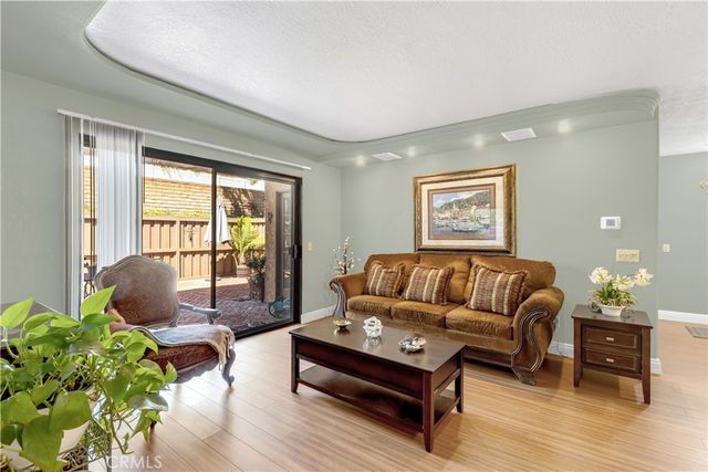 25231 Tanoak, Lake Forest, CA 92630
